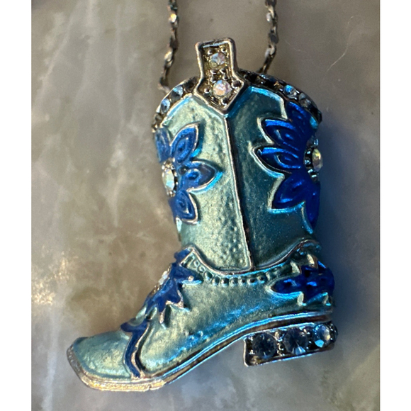 Vintage Lt Blue COUNTRY WESTERN Flower Rhinestone COWBOY BOOT Necklace SilverTne - Picture 6 of 7
